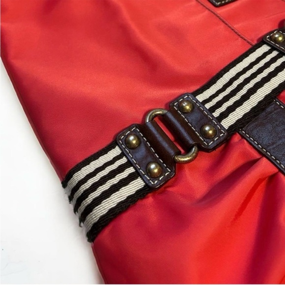 EUC- Burberry Red tote bag blue label - Picture 4 of 8